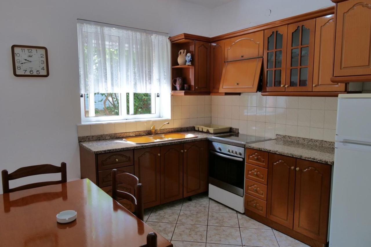 Vita Apartment - Spacious Garden And Balcony 5 Min To Beach & Center Ksamil Exterior foto