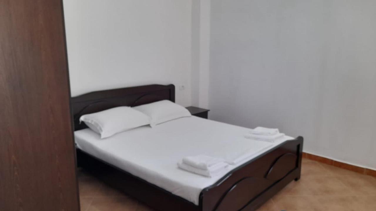 Vita Apartment - Spacious Garden And Balcony 5 Min To Beach & Center Ksamil Exterior foto