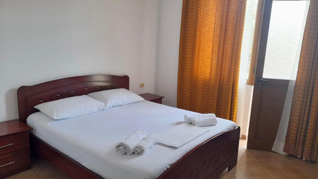 Vita Apartment - Spacious Garden And Balcony 5 Min To Beach & Center Ksamil Exterior foto