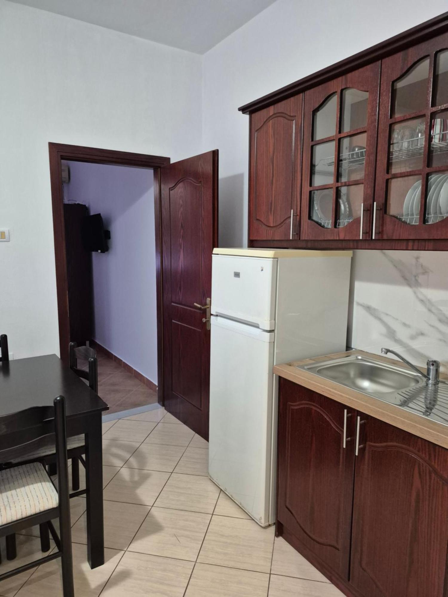 Vita Apartment - Spacious Garden And Balcony 5 Min To Beach & Center Ksamil Exterior foto